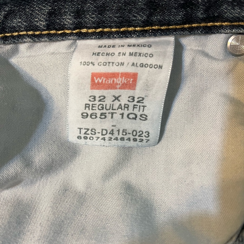Wrangler Blue Jeans Size 33 x 32 - Picture 11 of 12